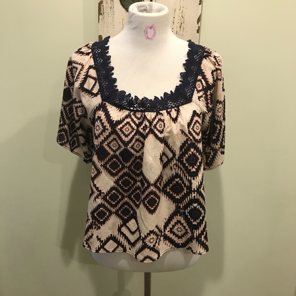 Anthropologie Paper Crane Ivory Blouse Small